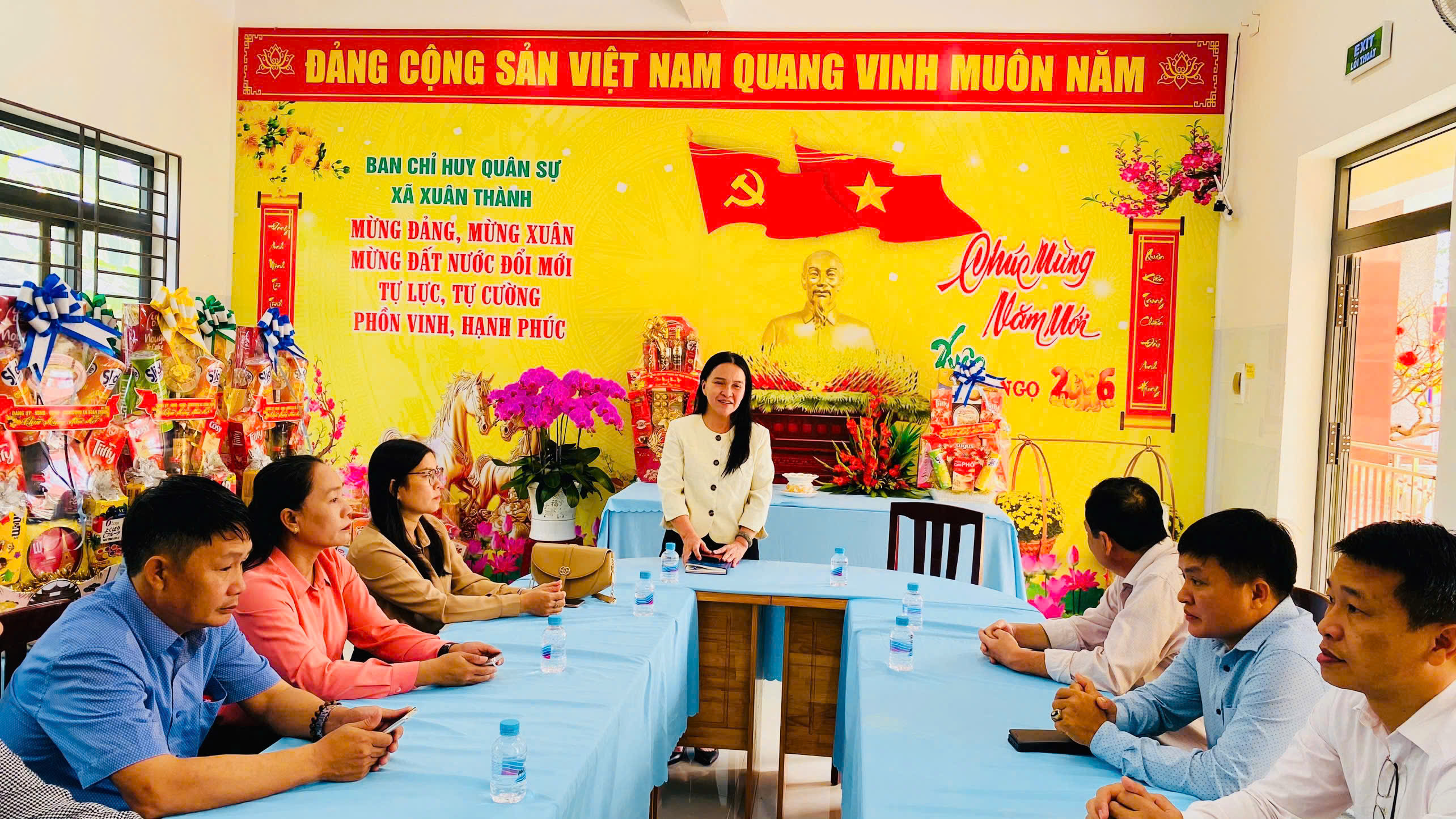 Lãnh đạo xã Xuân Thành gặp gỡ, chúc Tết các phòng ban và trường học nhân dịp Xuân Bính Ngọ 2026